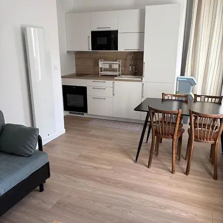 Cosy Proche De Commerce Apartamento